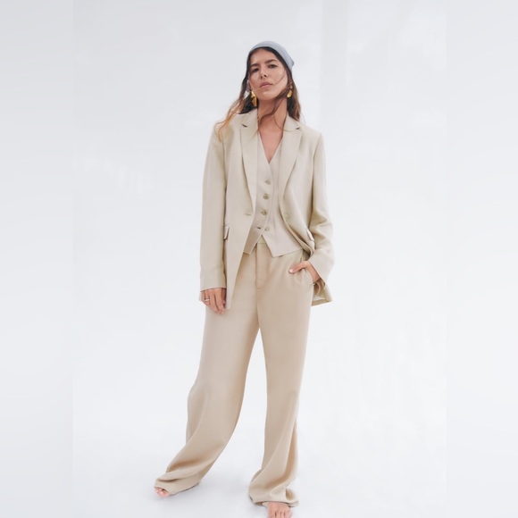 Straight cut buttoned blazer | Zara - Picture 2 of 6